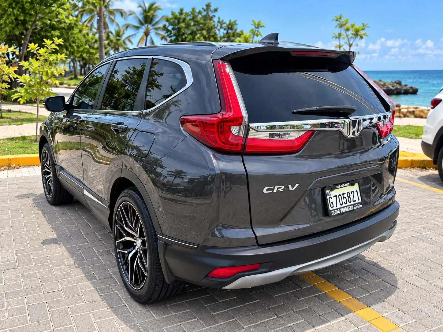 posterior — Honda CR-V · Gris
