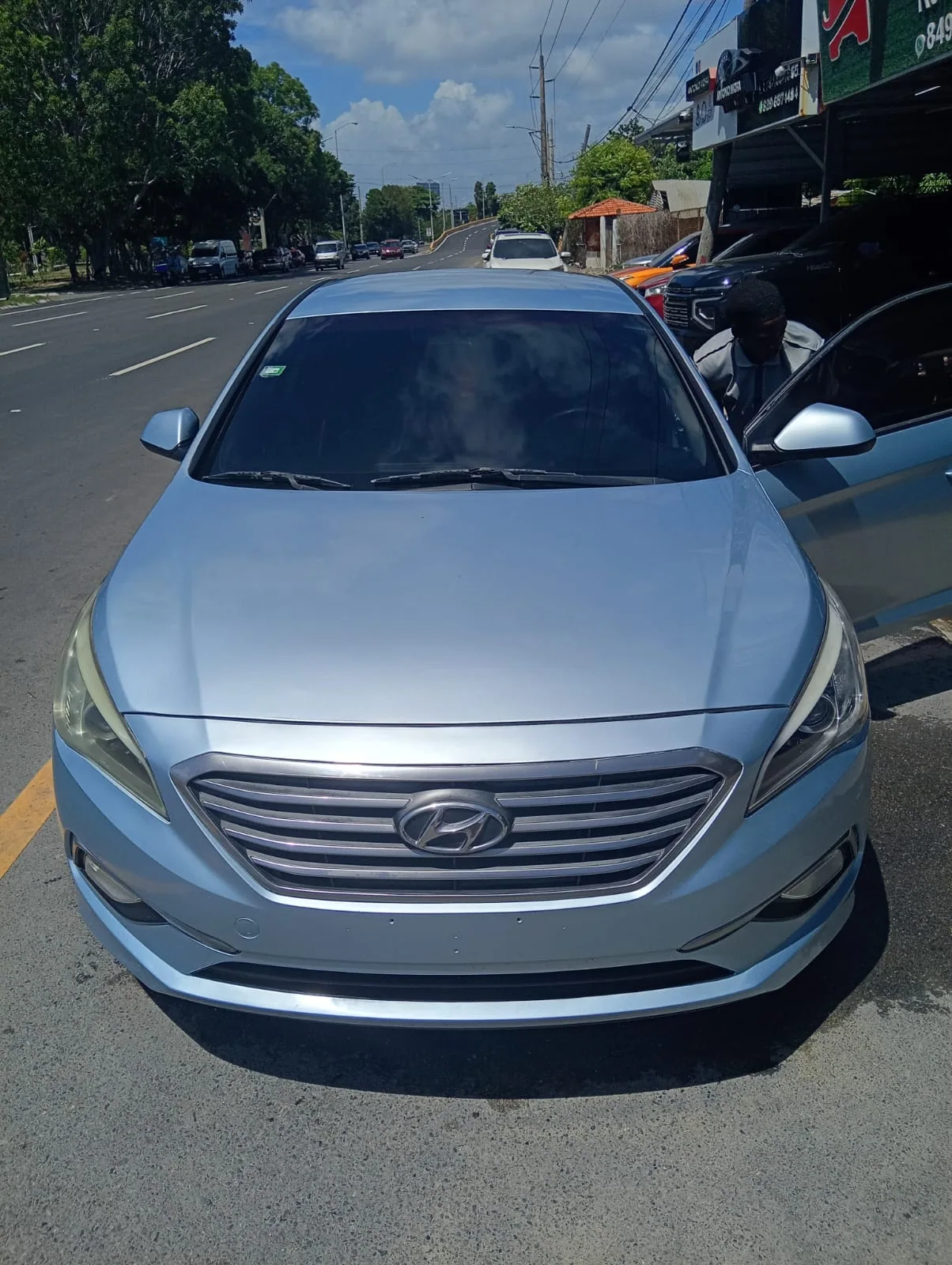 Hyundai Sonata · Azul claro, azul