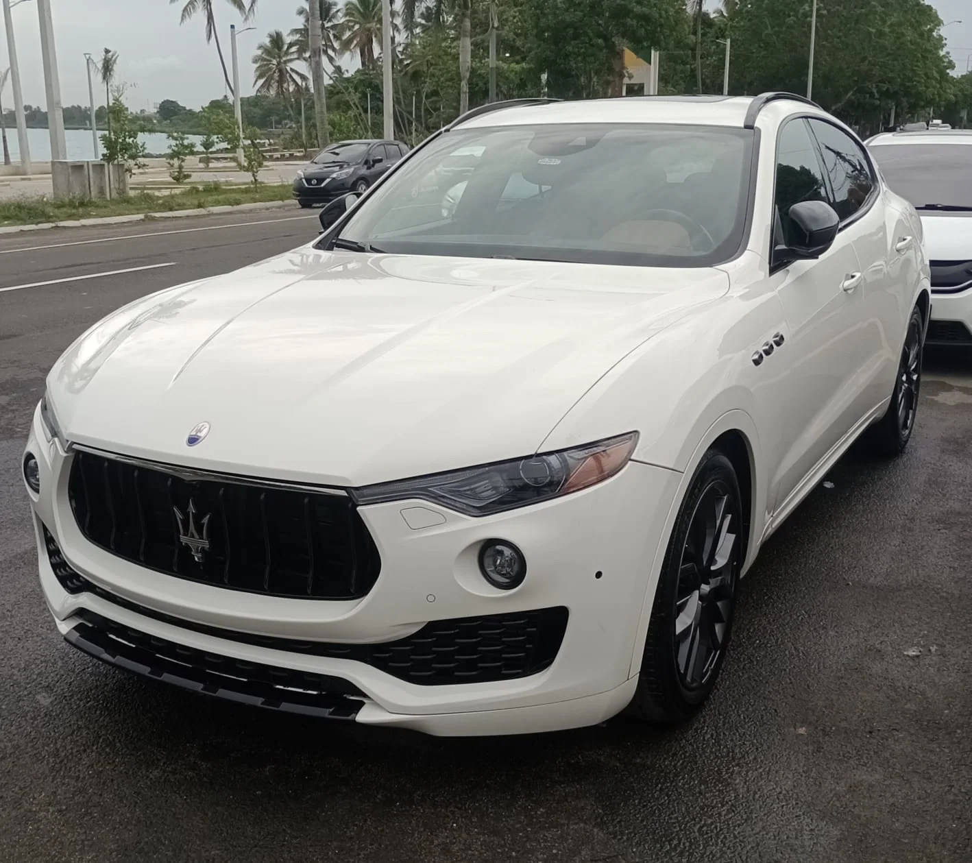 Maserati Levante, blanco