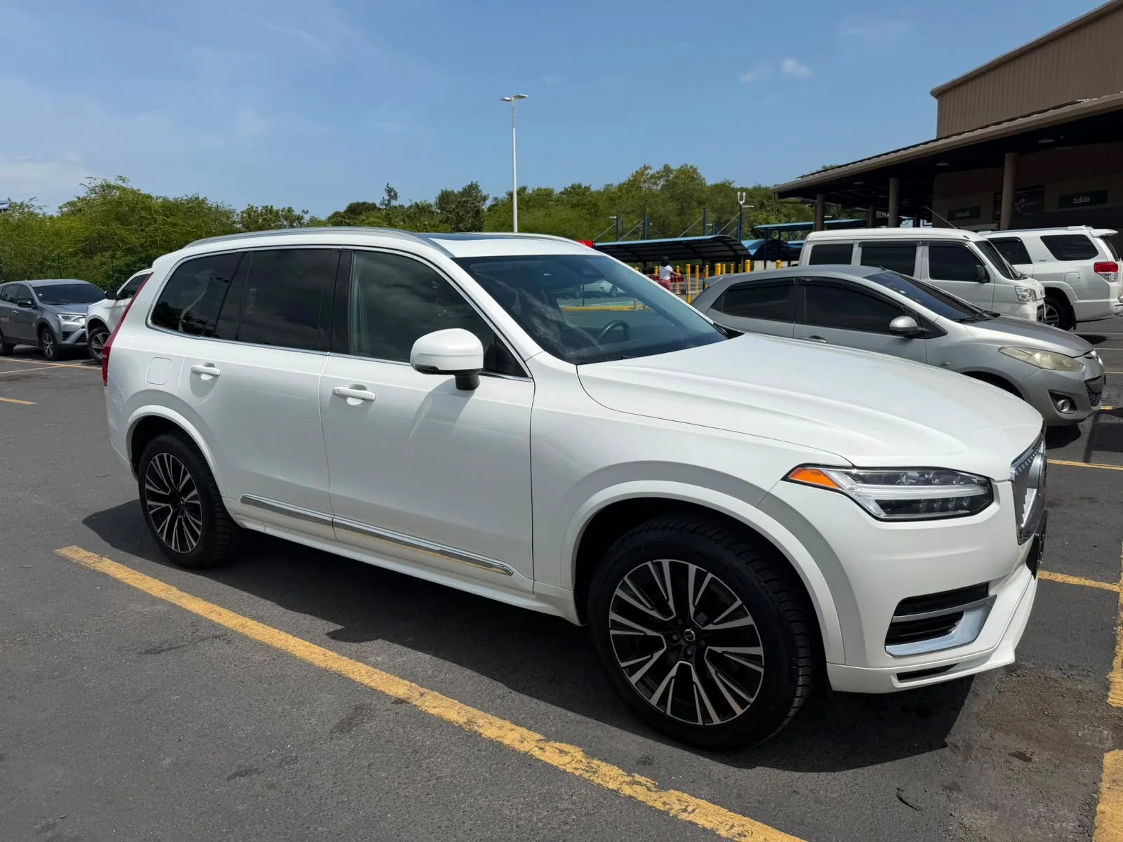 Volvo XC90 · Blanca, blanco